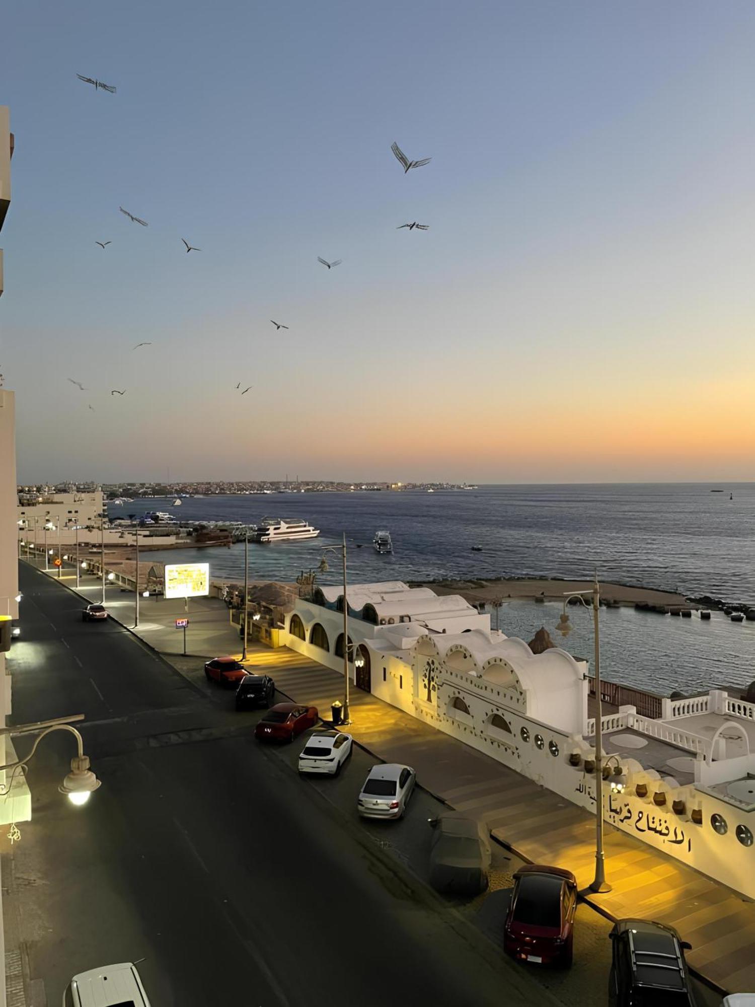 Blue View Suites Hurghada Exteriör bild
